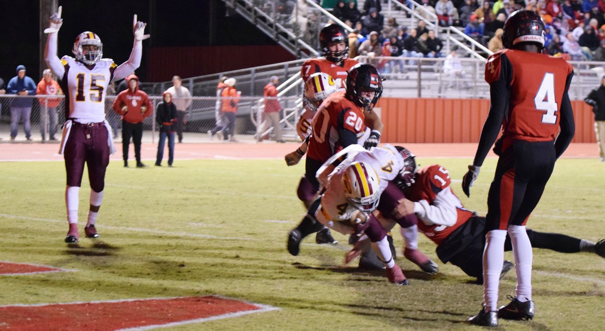 PHOTO OF THE HALF: Chris Brooks rushes for his team-leading 11th touchdown of the season on a six-yard run out of the wildcat.