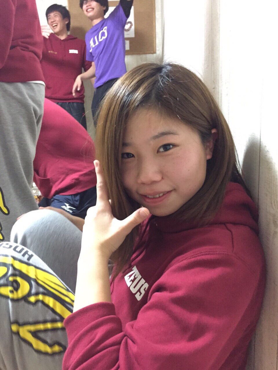 ハメ撮り 大学 〈メンバー紹介〉 2年 水上志麻 #40  ZEUSNO.1の爆乳😘韓国らぶ💕しまの過激下ネタについていけるものはいない🚓そしてなにより超酒豪🍶コールをふられたなら死を覚悟しろ🔫しかしバイト先はスタバなおしゃれさん😘☕️ラテアートを  ...