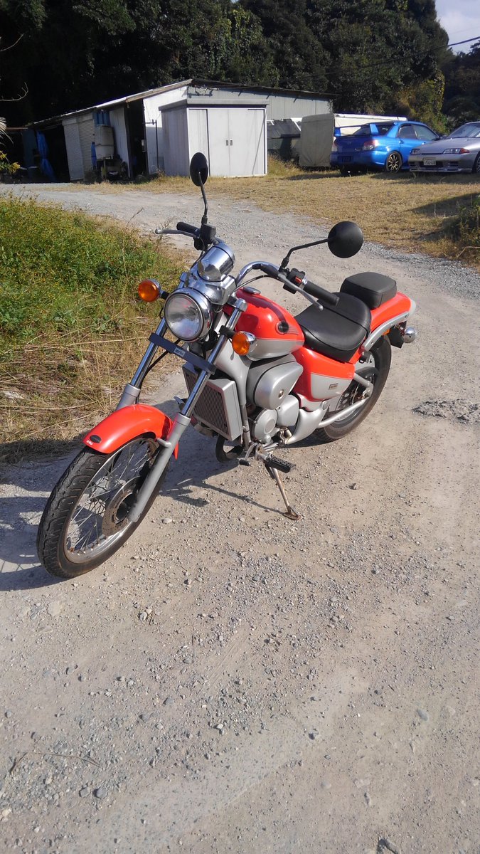 トール Auf Twitter アプリリア クラシック50売ります こちら神奈川県横須賀市 希望額11万円です 単車並の大きさがありますがエンジンは50ccなので原付免許で乗れます ジャズやマグナなどのミニアメリカンとはひと味違うフルサイズです