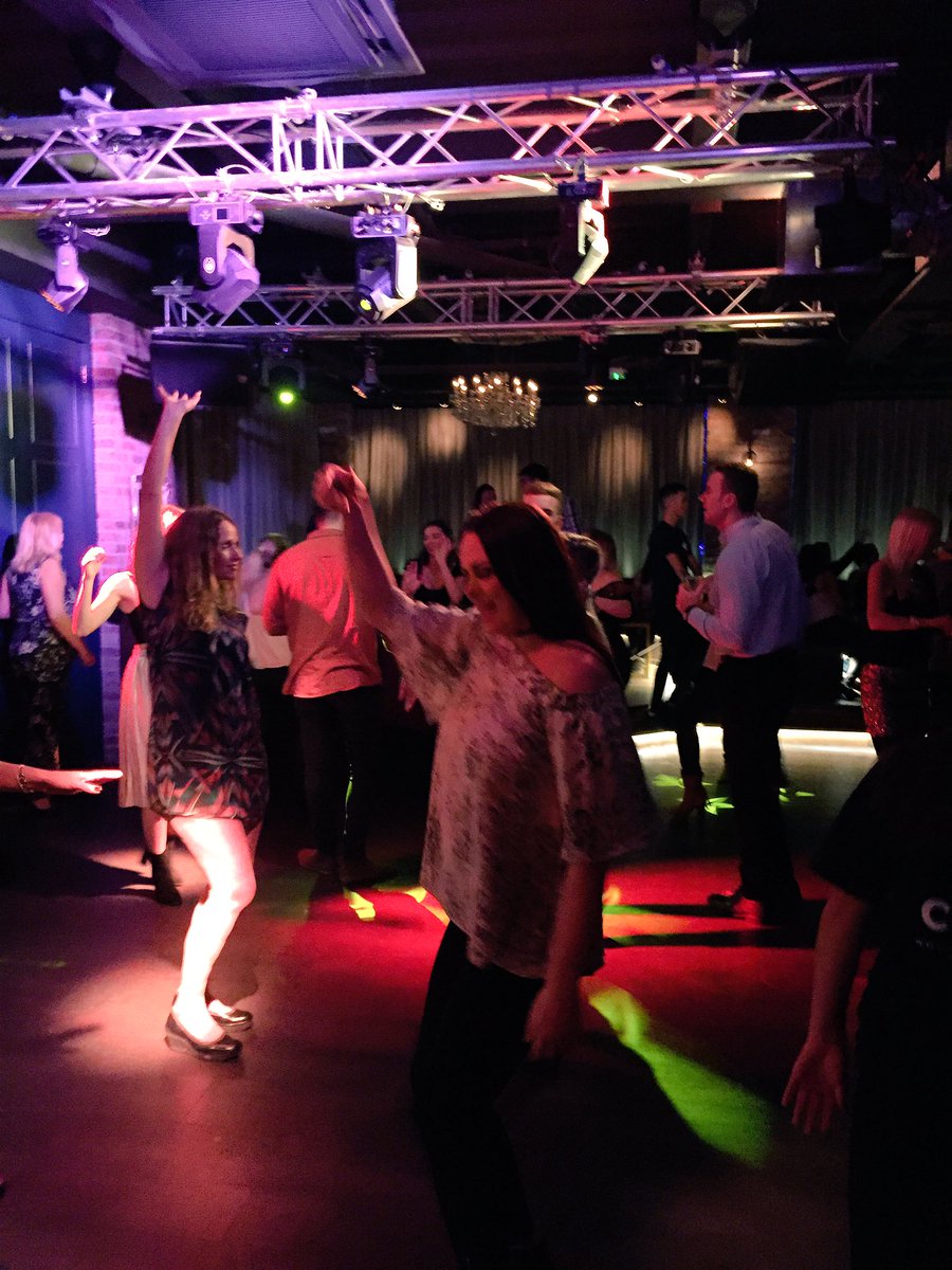 vincefreeman's tweet photo. @TheTerraceExe @Devon_Hour had a cracker! #backindevon #theterrace https://t.co/ASPmJPoLvL