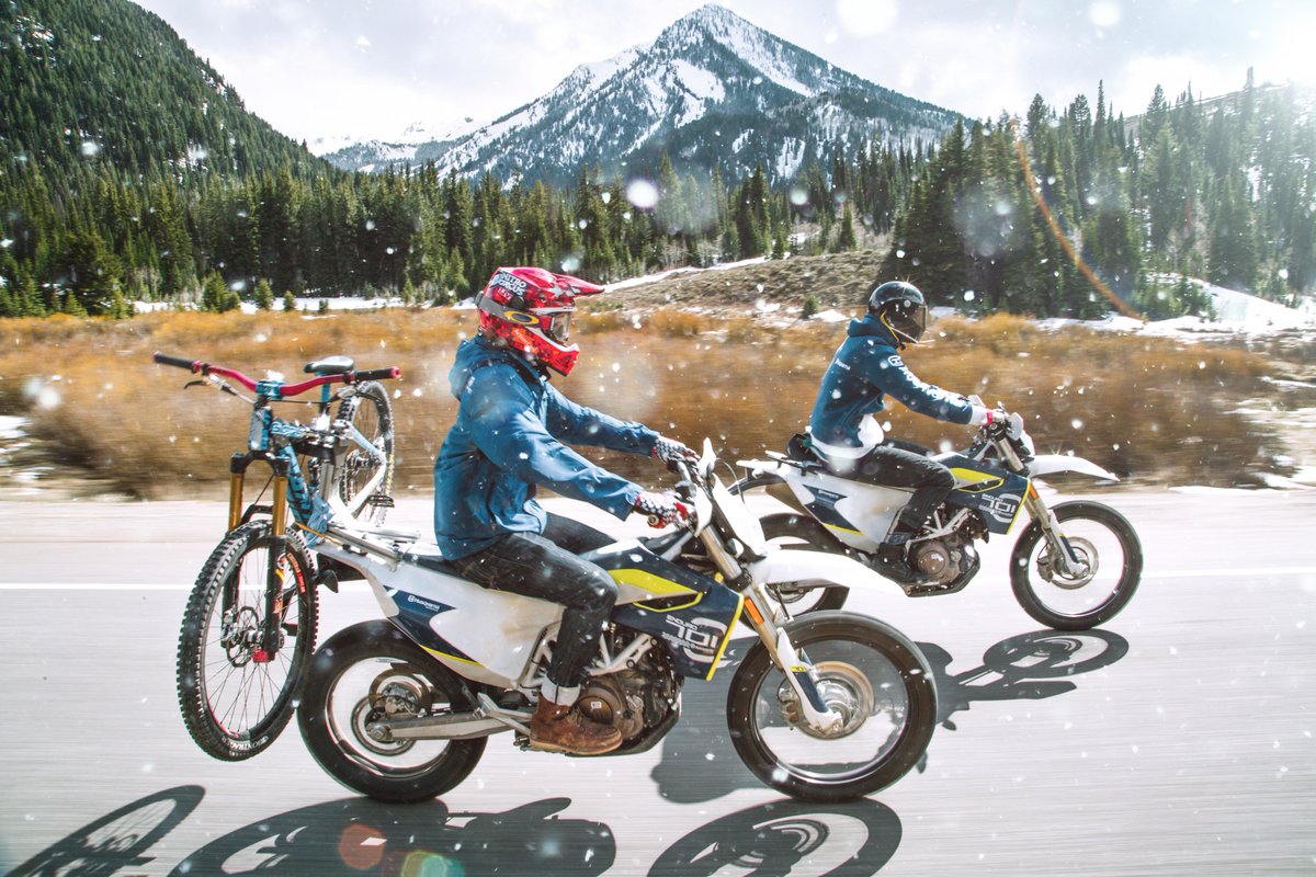 NitroCircus's tweet image. Ethen Roberts has the perfect edit for MTB and Moto lovers. Watch here: goo.gl/QJr8r9 #NitroCircus