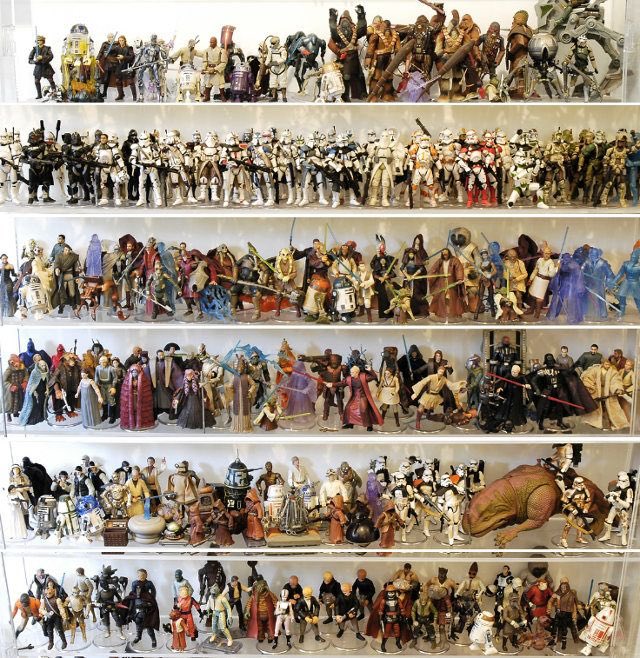 starwarpers's tweet photo. #STARWARS FACT OF THE DAY: Star Wars is the most successful movie related toy line ever with 250 million action figures sold between 1978-86 https://t.co/NmloWcOXJ4