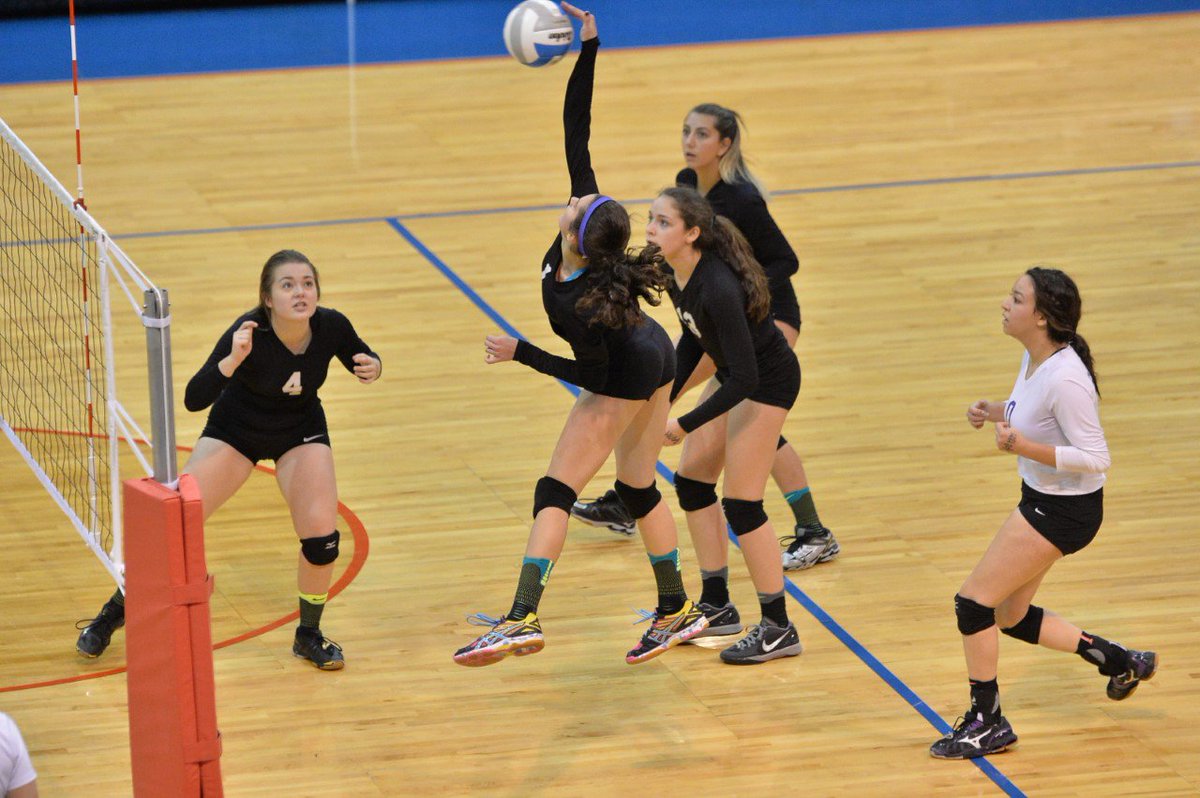 statechampsmich's tweet photo. VOLLEYBALL: Oakland Christian, Plymouth Christian to meet in Class D final after four-set semifinal victories -- https://t.co/IFhwhyv5BM https://t.co/GTjgoyY0nT