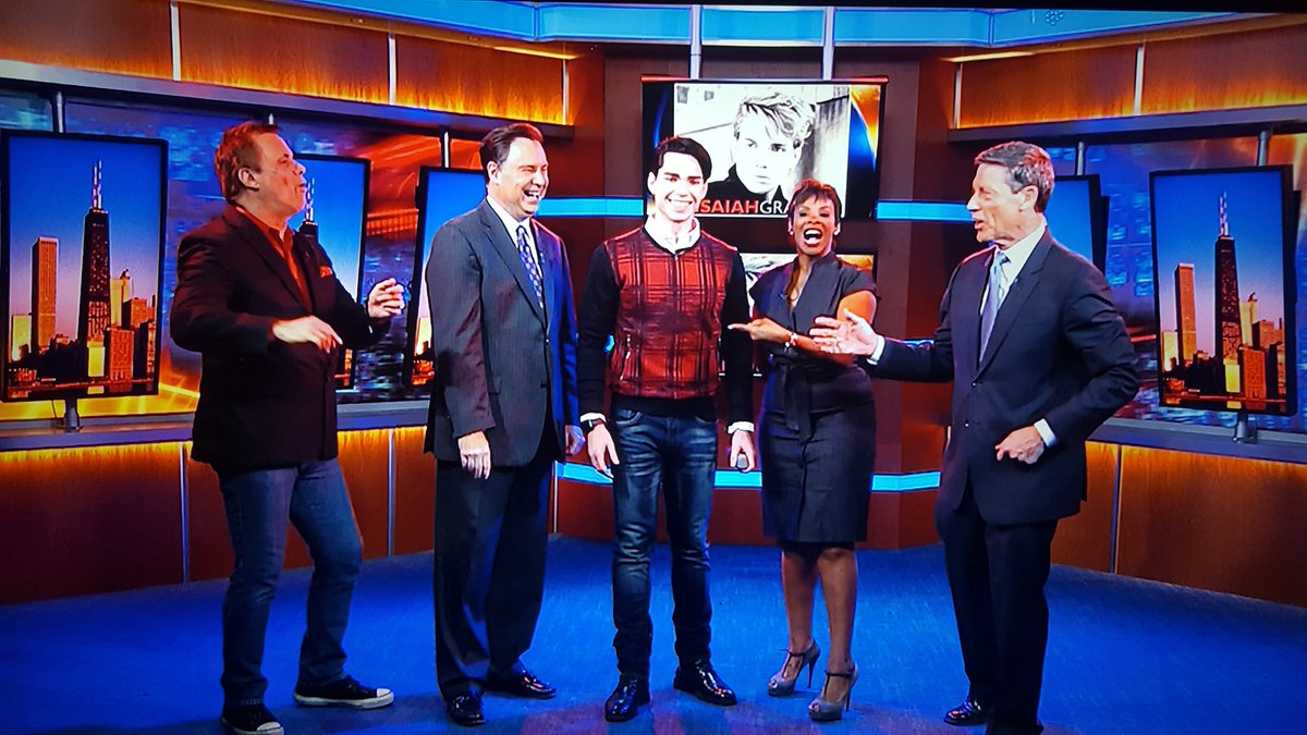 IsaiahGmusic's tweet image. I had an amazing time @GoodDayChicago. Thank you @fox32news. Such great pleasure meeting @darlene_hill, @coreymcpherrin, @richardroeper.