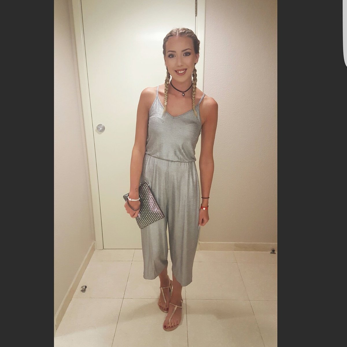 Emily Thomas tweet media