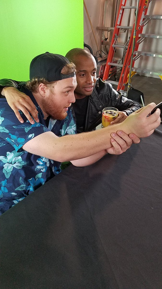 DeejayKnight's tweet photo. Got to meet the man with the plan behind #StarCitizen again! Thanks for having us!
#TeamAnvil FTW! #StarMarine #AerospaceExpo https://t.co/mNByBGAYTh