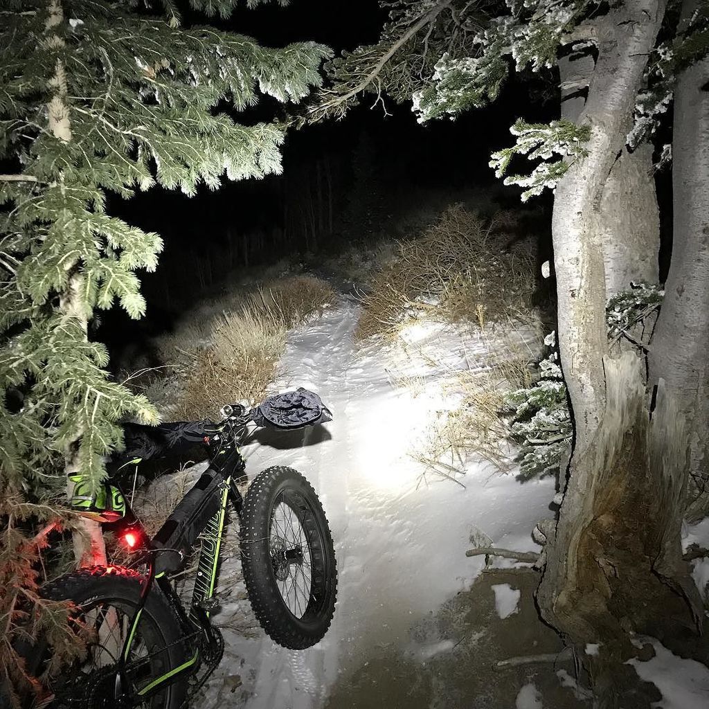 Slohran's tweet image. Time for the Crest. First Fat Bike ride of the season. @ridecannondale #fatcaad #leftyolaf ift.tt/2gslabG