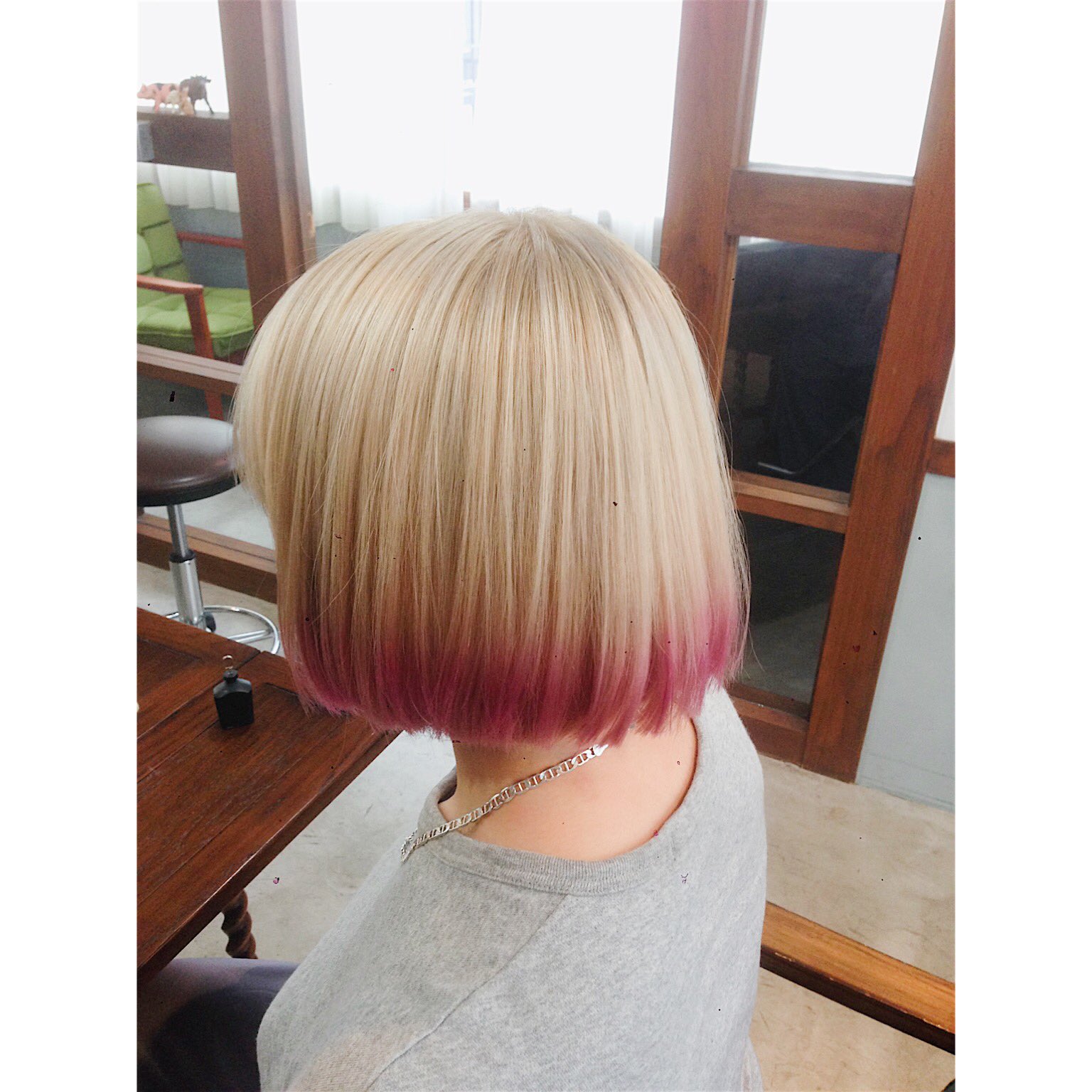 Twitter 上的 Kazuya Kurosawa 毛先バツンのワンレンボブに毛先ピンクのグラデーションカラー Kurosawahair Cut Bob ボブ バツンカット Color ブリーチ ダブルカラー グラデーションカラー インナーカラー グレージュカラー ブルージュ カラー 派手カラー