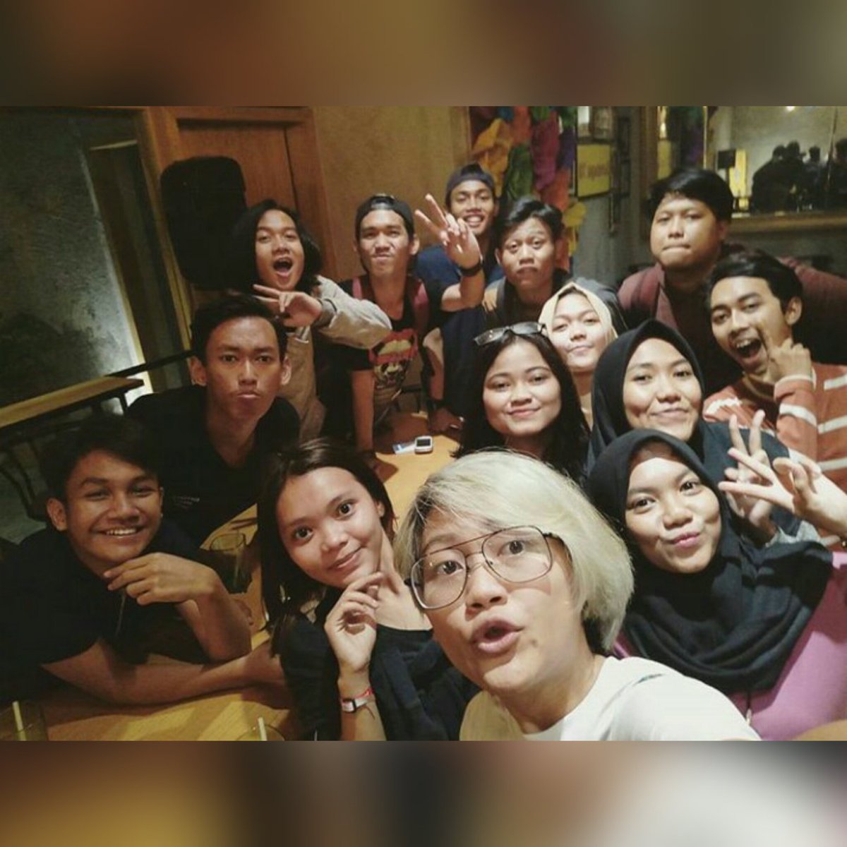 Semakin rukun, semakin kompak &amp; selalu bersama ya...  Terimakasih untuk waktunya selalu setia bersama "KUACI" &amp; selalu mendukung <a href="/aciresti/">🤓</a>