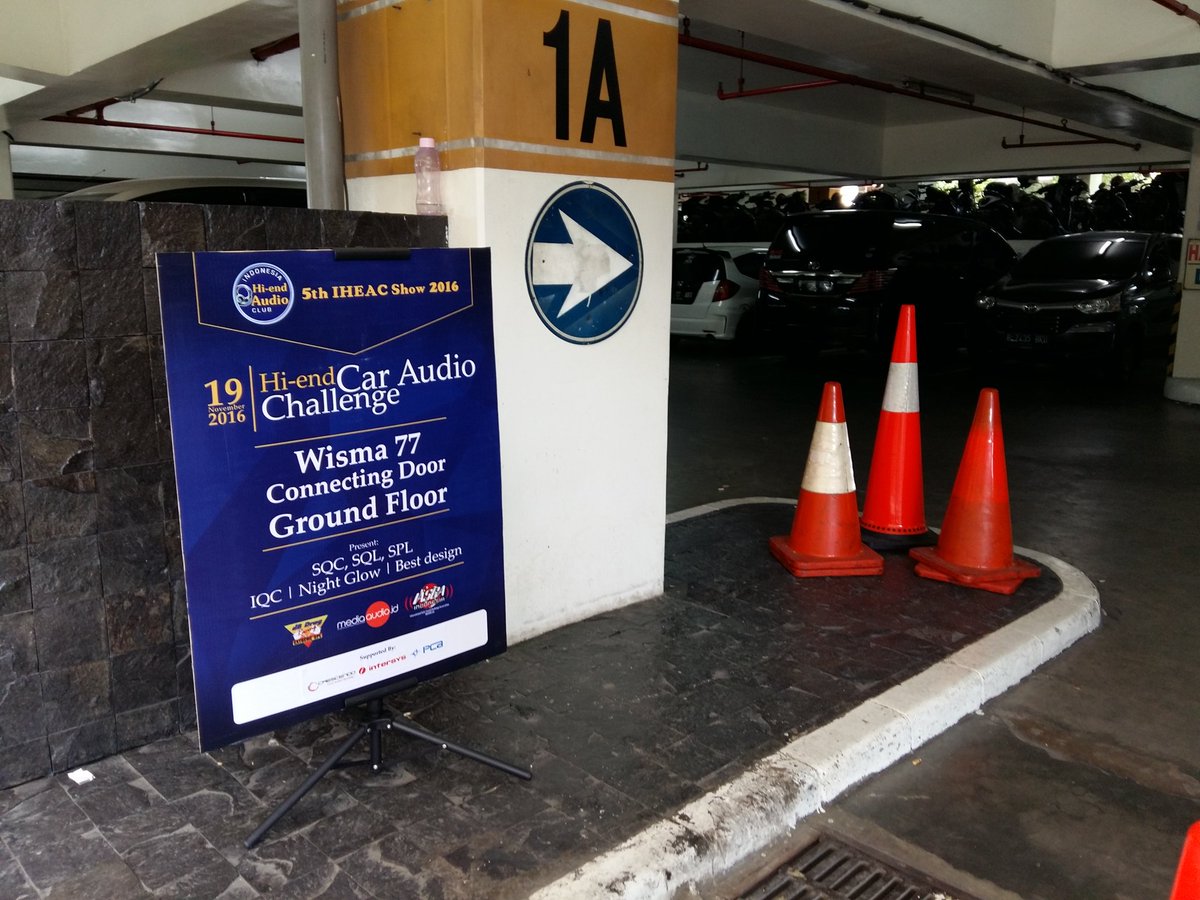 IHEAC_ID's tweet image. High-end Audio Car Challenge masih berlangsung nih Audiophilers di basement Wisma 77.