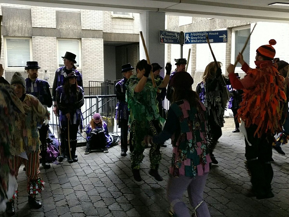 35th birthday of <a href="/RagMorris/">Rag Morris</a> gets underway :) #rag35th