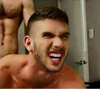 Kuntenserven's tweet photo. Cuando no entiendes lo que pone en la pizarra VS cuando por fin consigues entenderlo https://t.co/EyxPECE16G