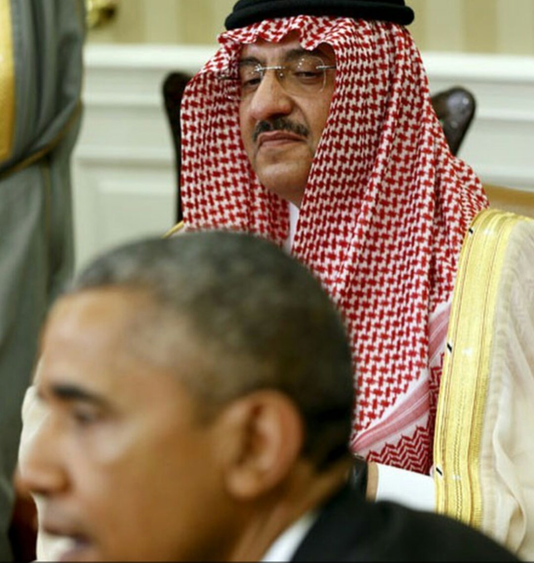 naaif2828's tweet photo. نظرة بطل حطّم عصابات الإجرام 
خلّا وجيه أهل المكايد ذليله 

هذا ولد نايف شجاعٍ ومقدام
اللي مراويس الدول تنحني له 

#محمد_بن_نايف https://t.co/rdHbEa4731