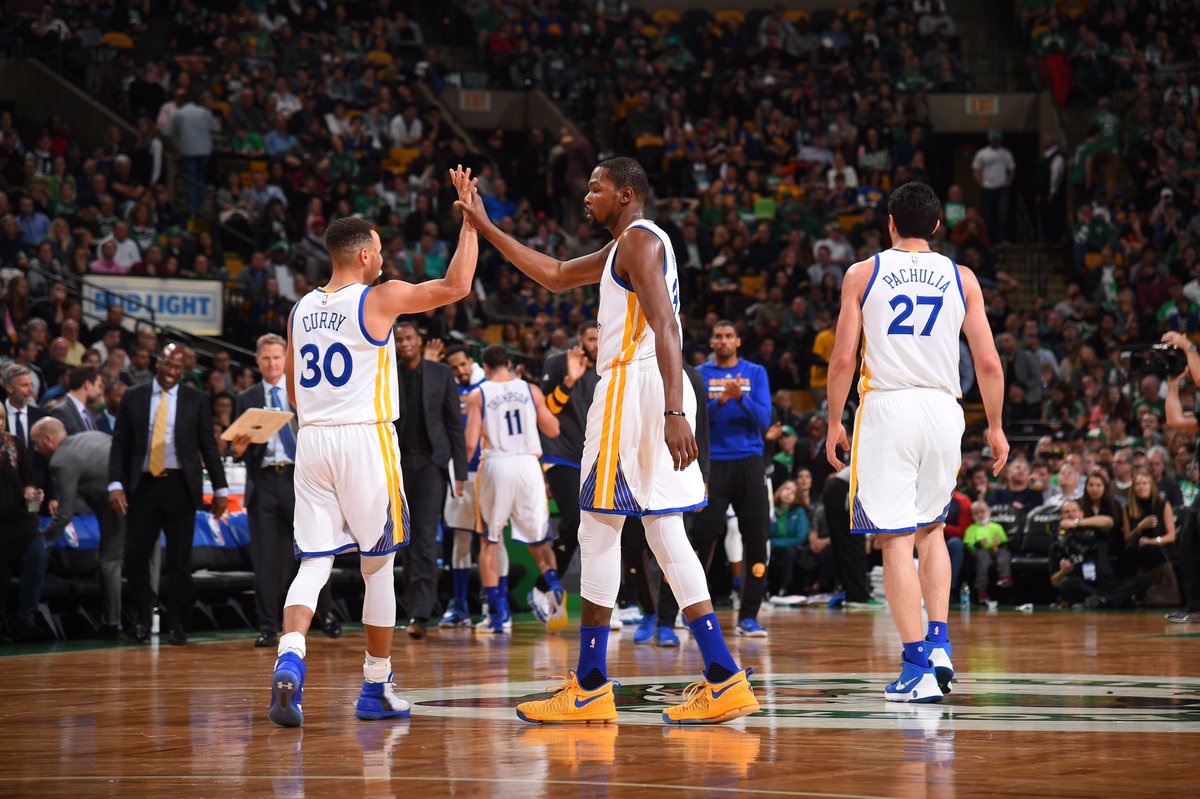 StephenCurry30's tweet image. #RoadWarriors