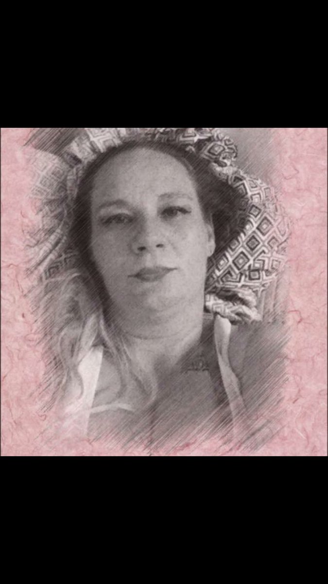 DangerAnderson's tweet photo. first I just thought this was a tasteless meme. But after research I believe this lady was a child in the Jim Jones cult #deepfacebook neato https://t.co/a8KEFT9r7Y