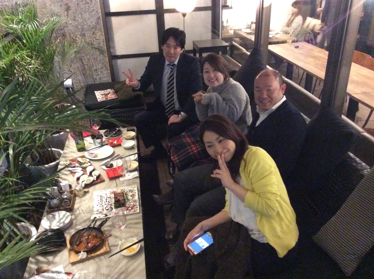 個室 デザインフードマーケット新橋店 公式 Twitterren Mi Chiamo しばたさん 正直意味が分からなくて 調べてしまいました 寒い中 テラス席のご利用有り難うございました スタッフにまで気を使って頂き有り難うございました またおまちしております