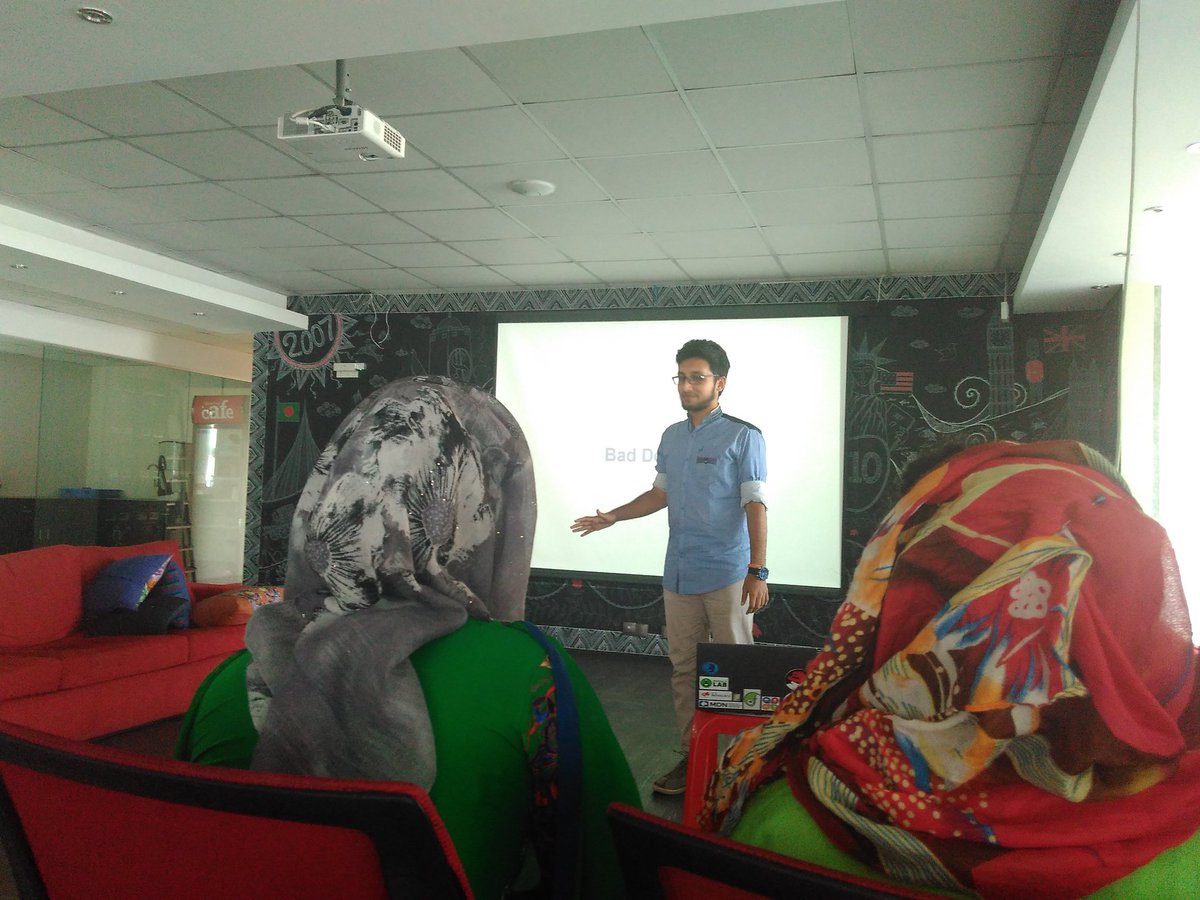 Salman_Desh's tweet image. #WebTechTalk; session &quot;Design with HTML5&quot; by @Meraj_Kazi 
@mozTechSpeakers @MozLearn