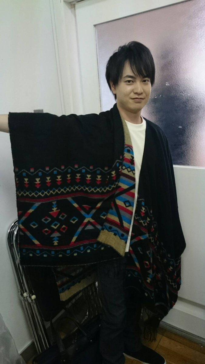 小林裕介 A Twitter アルスラーンラジオ 公開録音 ご来場ありがとうございました 久しぶりに夏樹と話せて楽しかった ギャグに笑ってくれてありがとうみんな ヤシャスィーン 裏はダリューン感じで
