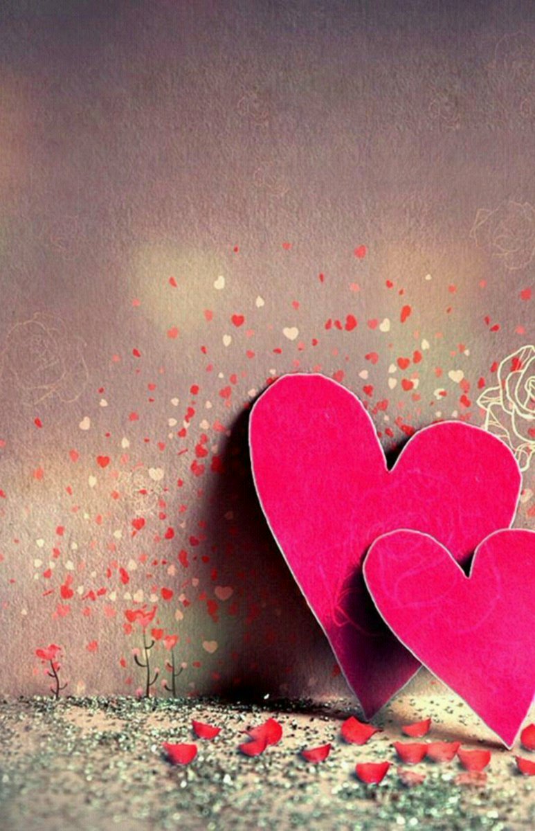 "Kitap okurken bir cümlede takılı kalırsın ya hani, işte 
Sen O cümlesin."

Huzurummm..