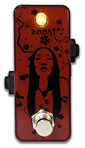 HIZUMIYA_Shop's tweet photo. ヒズミ屋に来店してくれたFrancesco氏のブランドF-PEDALS「EDSTORTION」は大人気。先日新作BOOSTERのリリースが届き、デモはいたって普通な感じですが、タイトル:YUREIでこのルックス・・インパクトあり過ぎ!https://t.co/sGZOMhrUtn https://t.co/k2uxBPtvnw