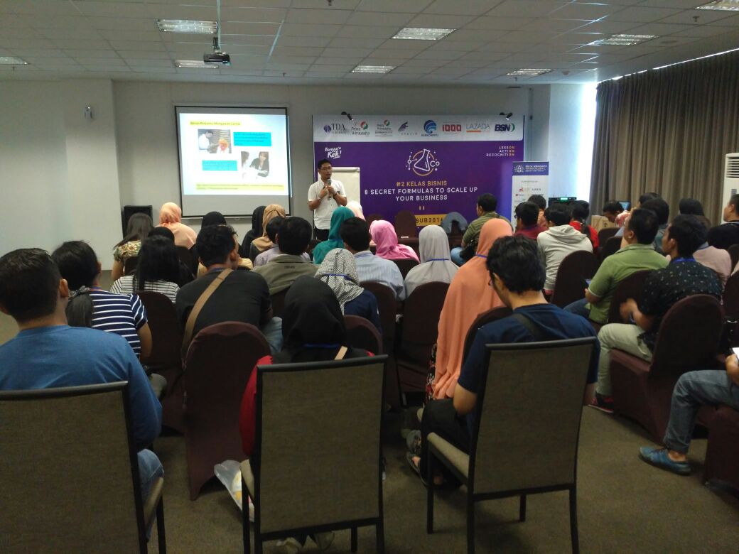 TanganDiAtas's tweet photo. #TDAEvent Kelas-kelas klinik yang diisi oleh para pakarnya di #PestaWirausaha @tdasurabaya ilmunya MANTEP! #PWWilayah #UKMorfosis #surabaya https://t.co/U4cRf4YwIq