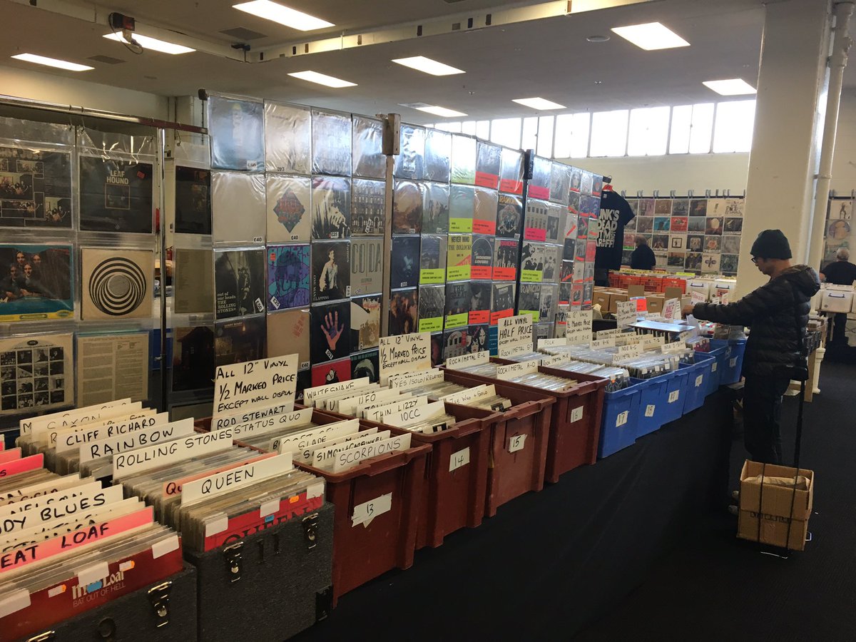 FBRecords1990's tweet photo. Fbrecords all set up ready to sell at Olympia record fair #records #vinyl #tecordfair https://t.co/FRtgVyTbue
