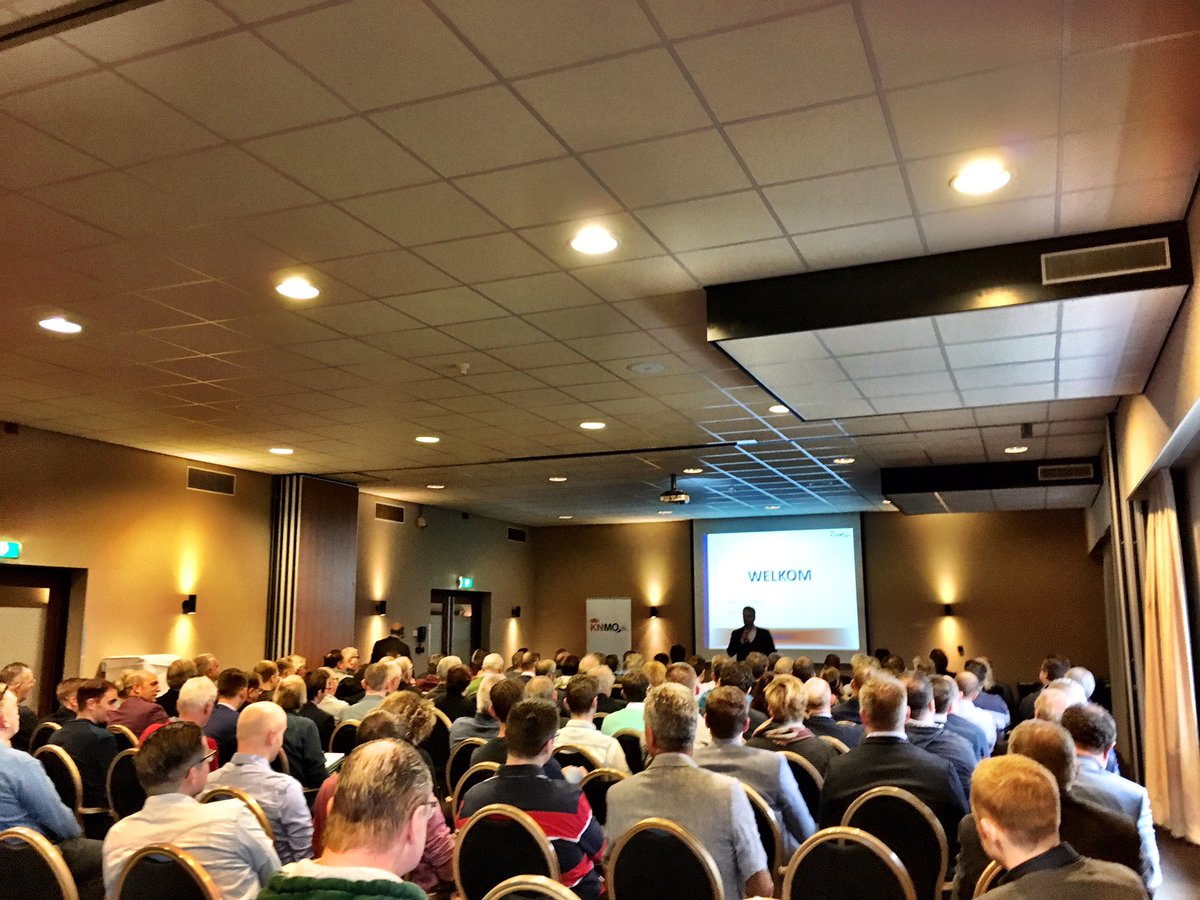 We zijn met een delegatie aanwezig bij het KNMO-congres in Eemnes.