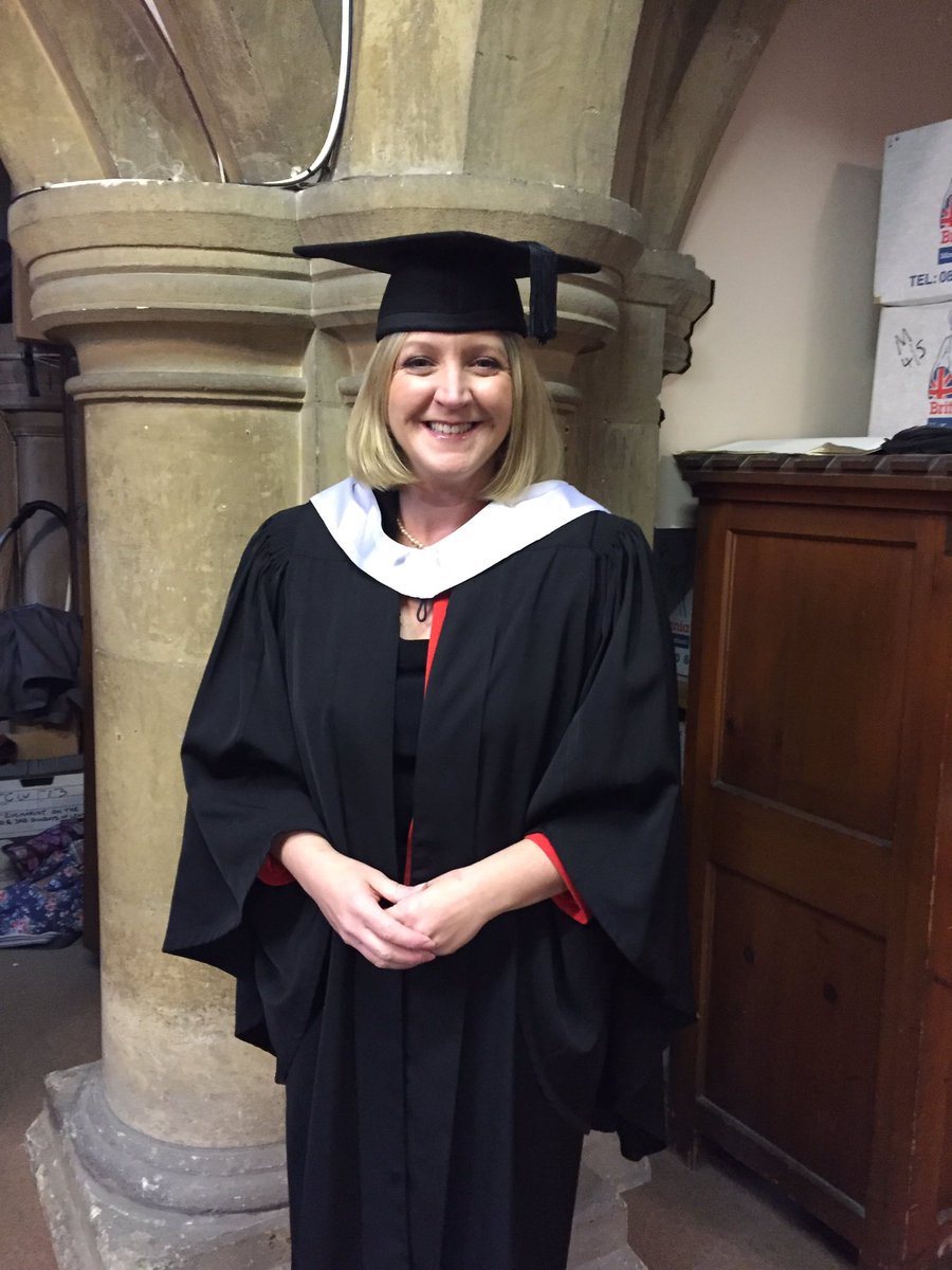 RebeccaLWills's tweet photo. All ready to give a speech at @CornwallCollege #graduation - not nervous at all!! https://t.co/c9bQ1EddPp