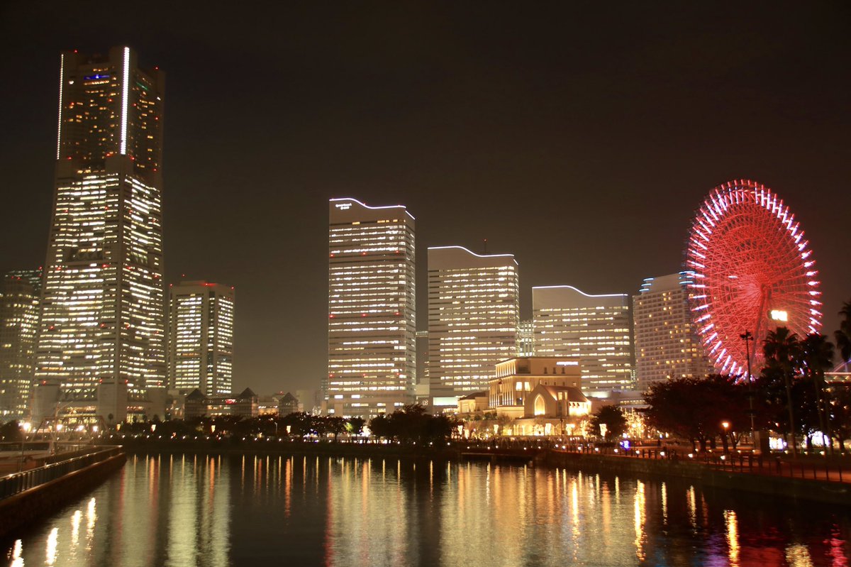 ysds99's tweet image. こんばんは。『みなとみらいの夜景』まとめ。
明日は晴れるといいですねぇ♪ 運動しないと…
#写真好きな人と繋がりたい
#ファインダー越しの私の世界 #ふぉと