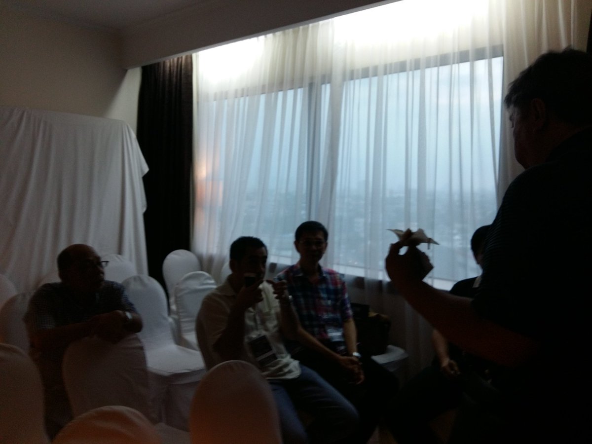 IHEAC_ID's tweet image. Sebentar lagi akan diadakan pertemuan anggota member #IHEAC di ruang Sekretariat lantai 8 Hotel Menara Peninsula #IHEACshow 2016