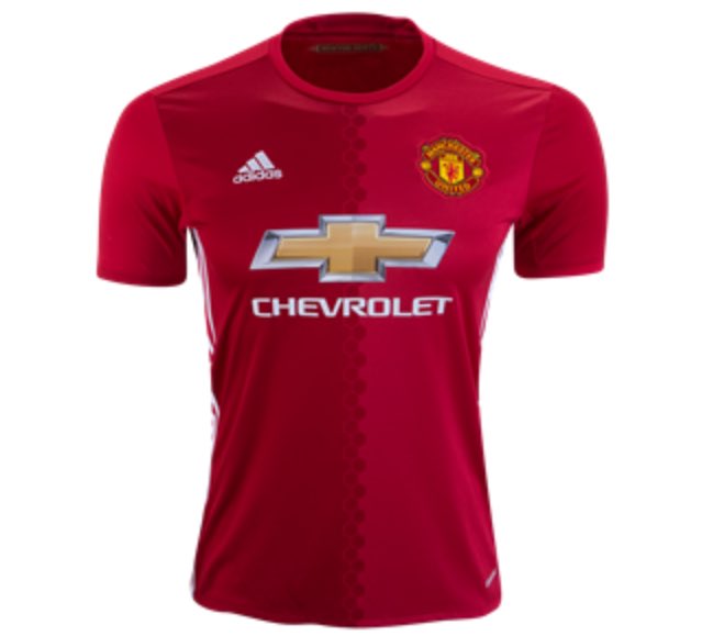 WrldSoccerShop's tweet image. GIVEAWAY! Win a #MUFC or #AFC shirt of your choice if today's #PL clash ends as a draw. 

RT 🔁 and FOLLOW us to enter!