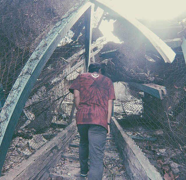 Wandering through the wreckage, 📸 by: Reza Nurach 

#curst #SacredSociety