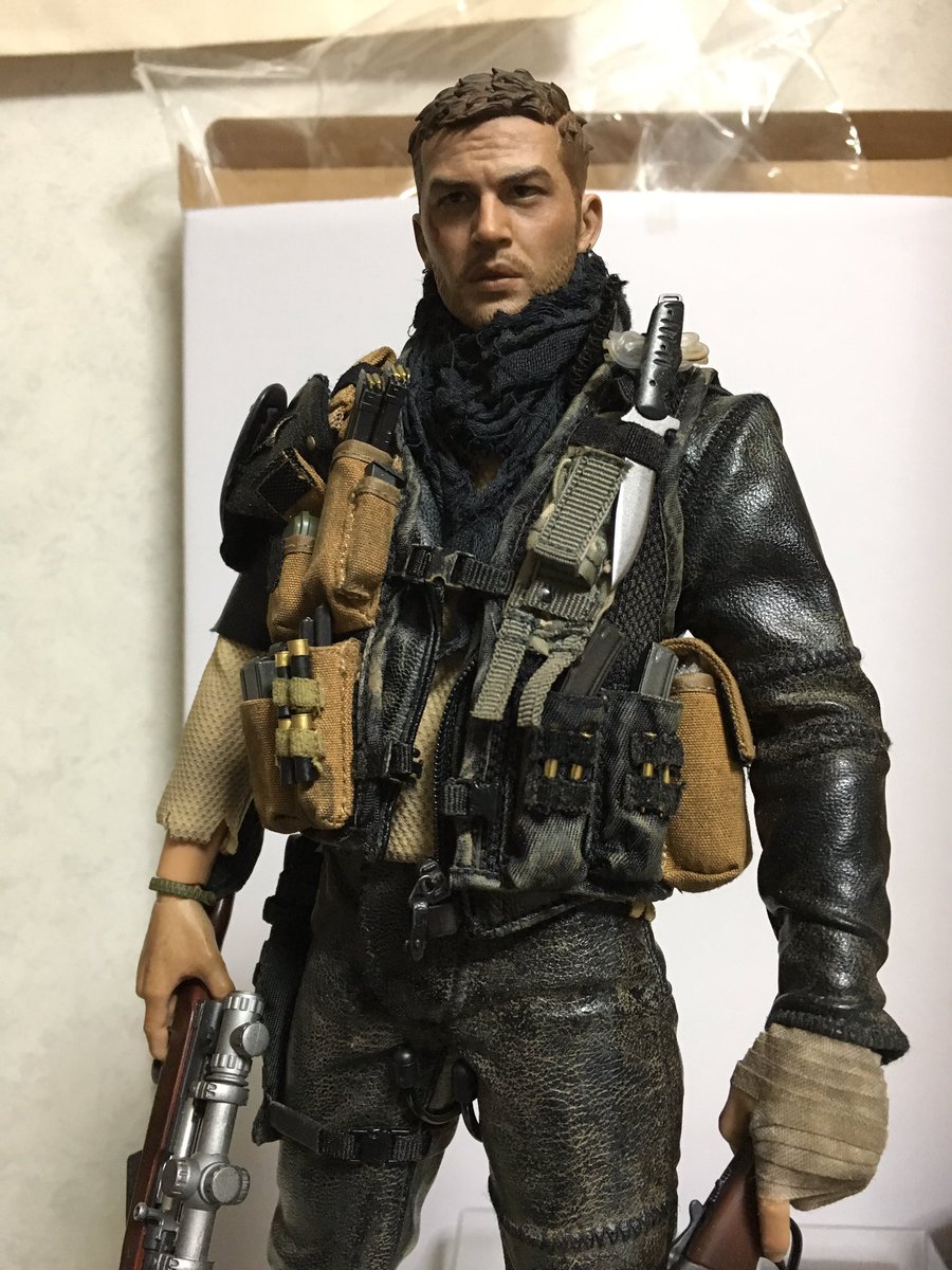ロロッスィー Auf Twitter というわけでmadmaxの主人公ことトム ハーディー似のフィギュアがきましたよ 装備品が多くて大変 説明書がないからネットの写真と睨めっこしながら整えていく ナイフとか正しい位置どこですか ウェザリングも良いいぞ Vtstoys ロロッスィー Auf Twitter というわけでmadmaxの主人公ことトム ハーディー似のフィギュアがきましたよ 装備品が多くて大変 説明書がないからネットの写真と睨めっこしながら整えていく ナイフとか正しい位置どこですか ウェザリングも良いいぞ Vtstoys