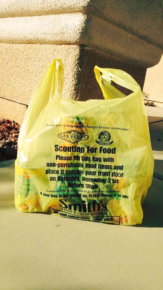 ChristineKramar's tweet image. #Scouting4Food is in #Vegas today put the yellow bag on the porch by 10am! @lvacboyscouts @SteveRossLV @KelliRossLV