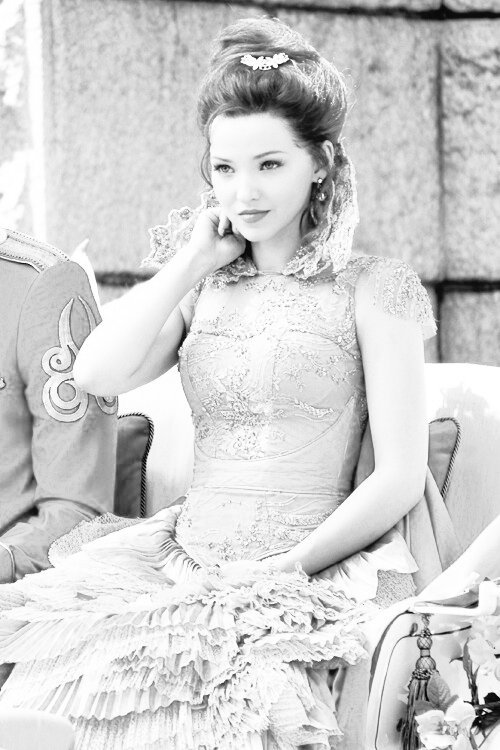 RpgWithEvie's tweet image. Princess