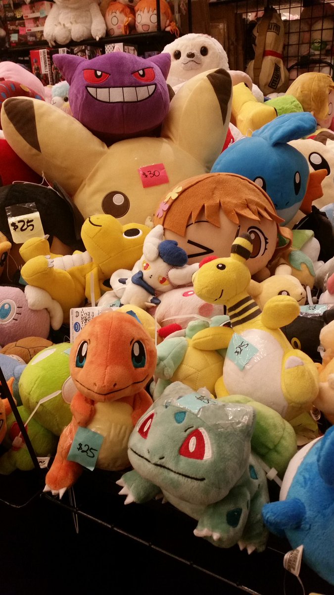 AnimeNorthTexas's tweet photo. Grab some goodies from the Exhibit hall today! They close at 7pm. #ant2016 https://t.co/vAm7Lz0jSm