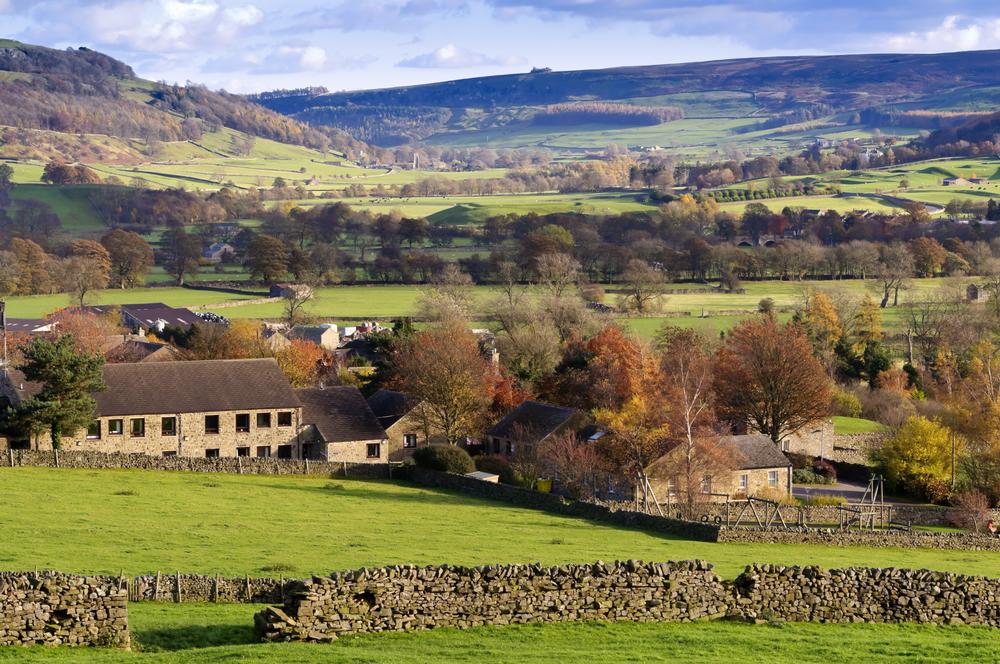 Lovely view of Swaledale in the #YorkshireDales National Park.  See more here:  aboutbritain.com/articles/yorks…