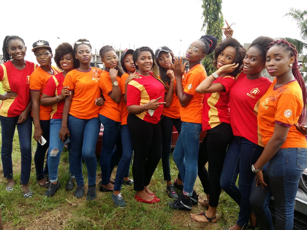 Devvonte's tweet image. De-Vonte had a gud time today at the field with the Nigerian Pabod Breweries as they kicked off their tournament at UST. PH. RIVERS STATE