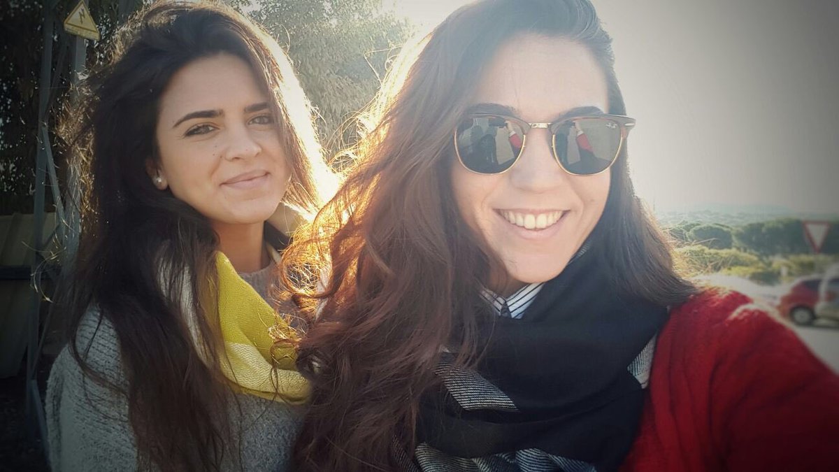 MHurtado6's tweet photo. Adjunto foto de nuestra parada en Córdoba.Málaga nos espera @Joana_1692 🙌🏼 por fin, nos vemos esta noche @Leiva_Oficial 💥❤️ https://t.co/rYYH4dnnni