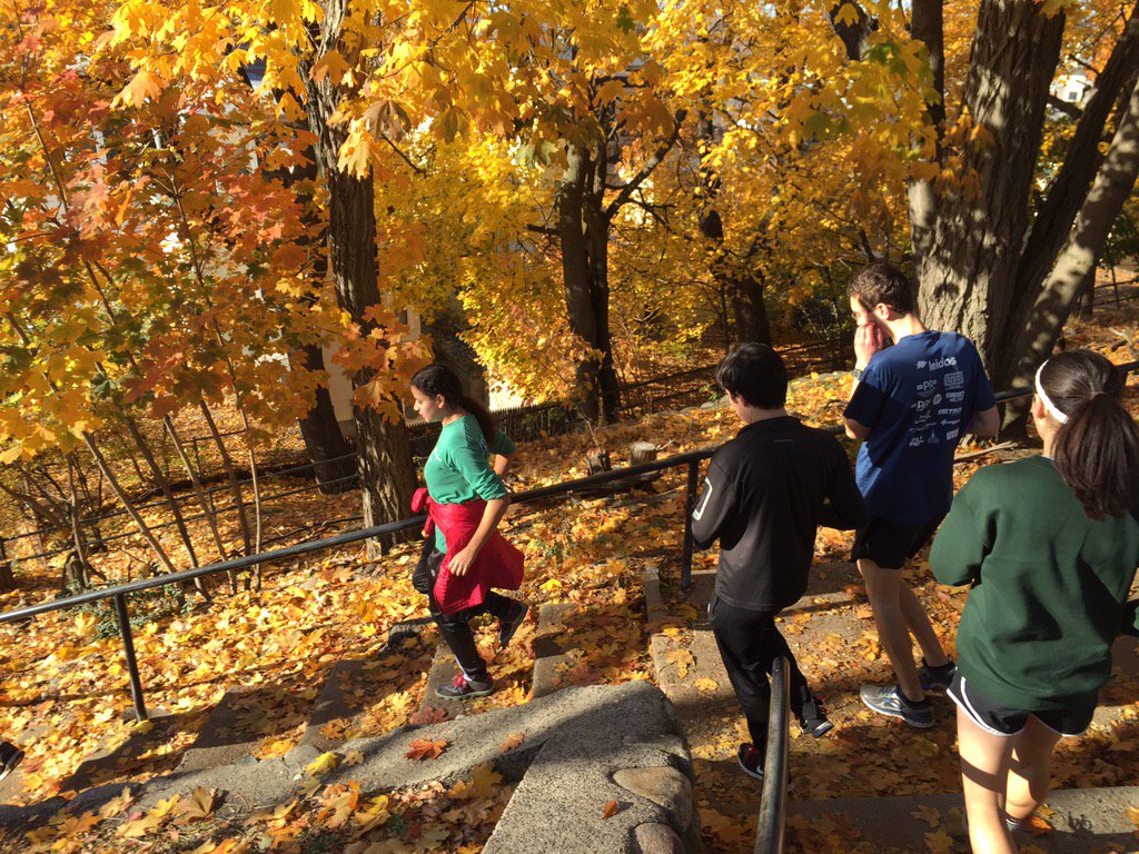 Harvard and Yale Running Clubs join together for their annual morning run before The Game! #HarvardYale