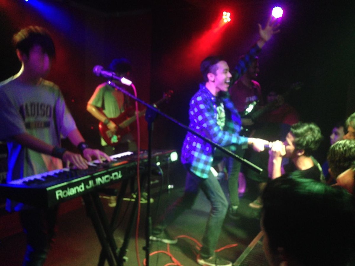 givedeenah's tweet photo. Settle untuk harini. Thanks The Rockin! #kelipanplugless https://t.co/VJ9IRUZ8Bg