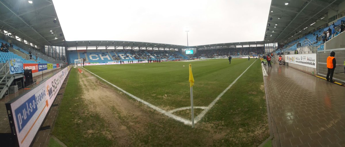 Holstein_Kiel's tweet photo. Ab jetzt alle Infos im https://t.co/ra8je9cjRy zu Chemnitzer FC - Holstein Kiel. Anstoß ist um 14.05 Uhr. #CFCKSV #NurHolsteinKiel #3liga https://t.co/LFIuktNtIL
