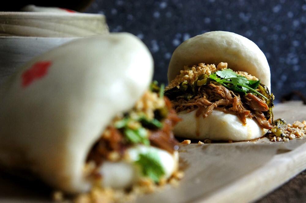 ¿Has probado el bocado mas "trendy" llegado de Asia? Uno de los máximos exponentes del ‘street food’ asiático.

#Granada #Bao #takeaway