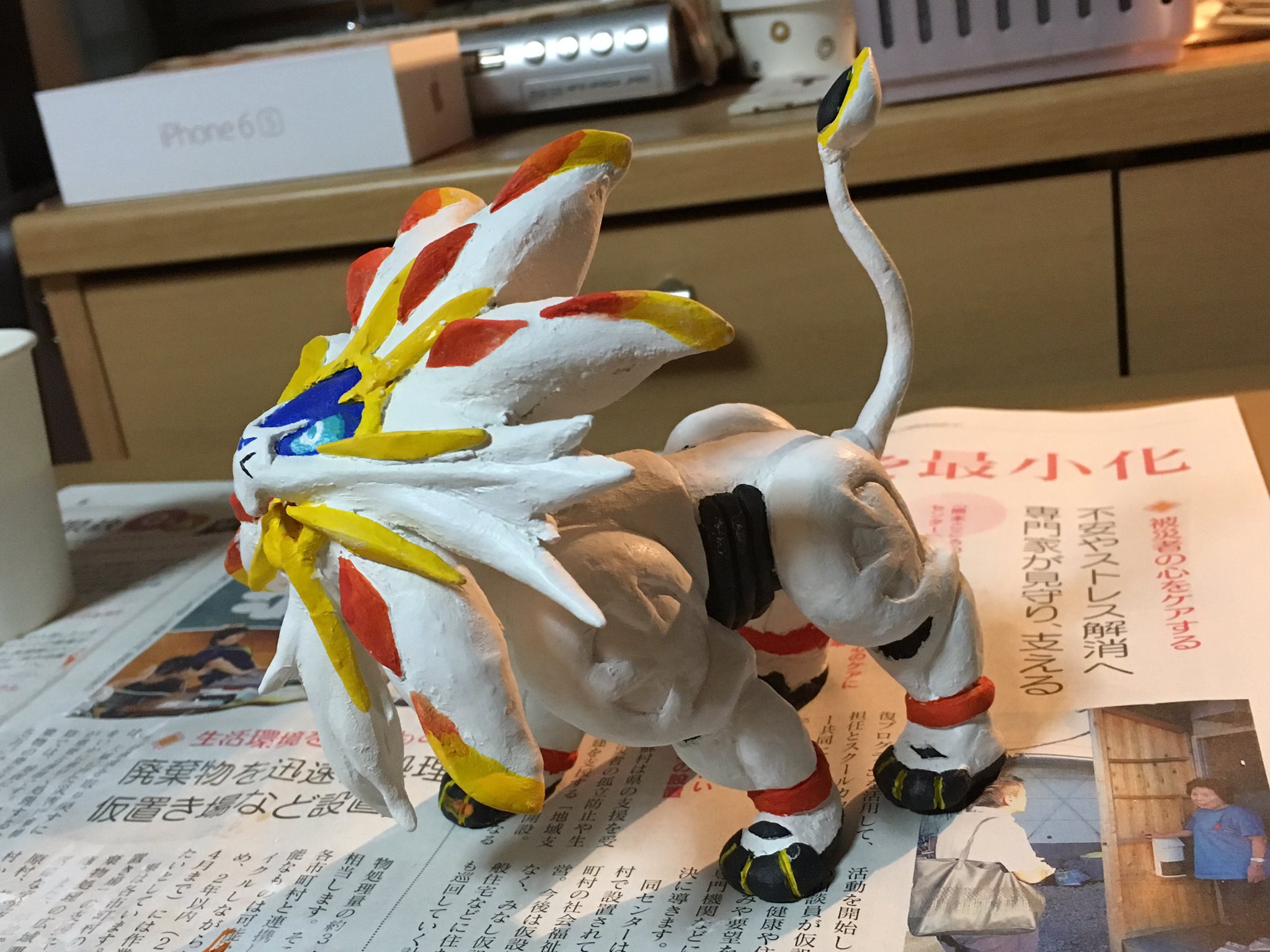 なべかも 出来上がりーー ٩ W و なんか微妙に違う気がしますが ソルガレオさん出来ました 是非とも本編でお会いしたいです あ でもムーンのほうやる予定なんだけど 紙粘土でソルガレオ ポケモンgo大会 ポケモン