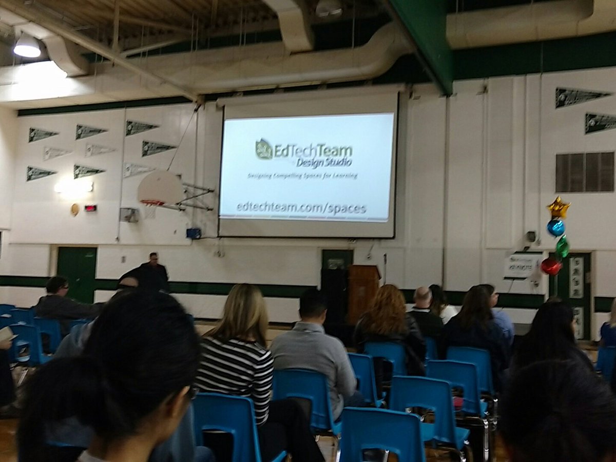 vickiemorgado1's tweet image. Excited to be at #gafesummit this morning in Niagara Falls #dpcdsb #maplesyrupedu