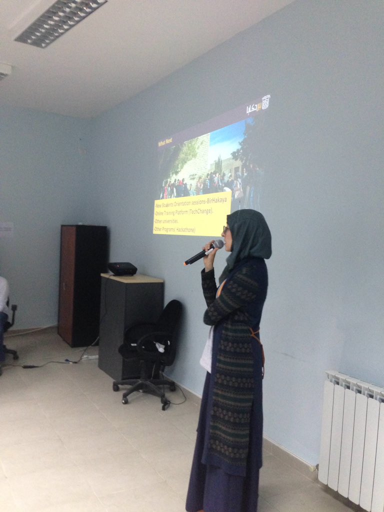 anasomar1000's tweet photo. @Halima_Aziz90 " We are very excited to start birhakaya talks" @birhakaya @boostvip @aneraorg #PalYouthVoices
#BirHakaya @Halima_Aziz90 https://t.co/ezAxjzQdZK