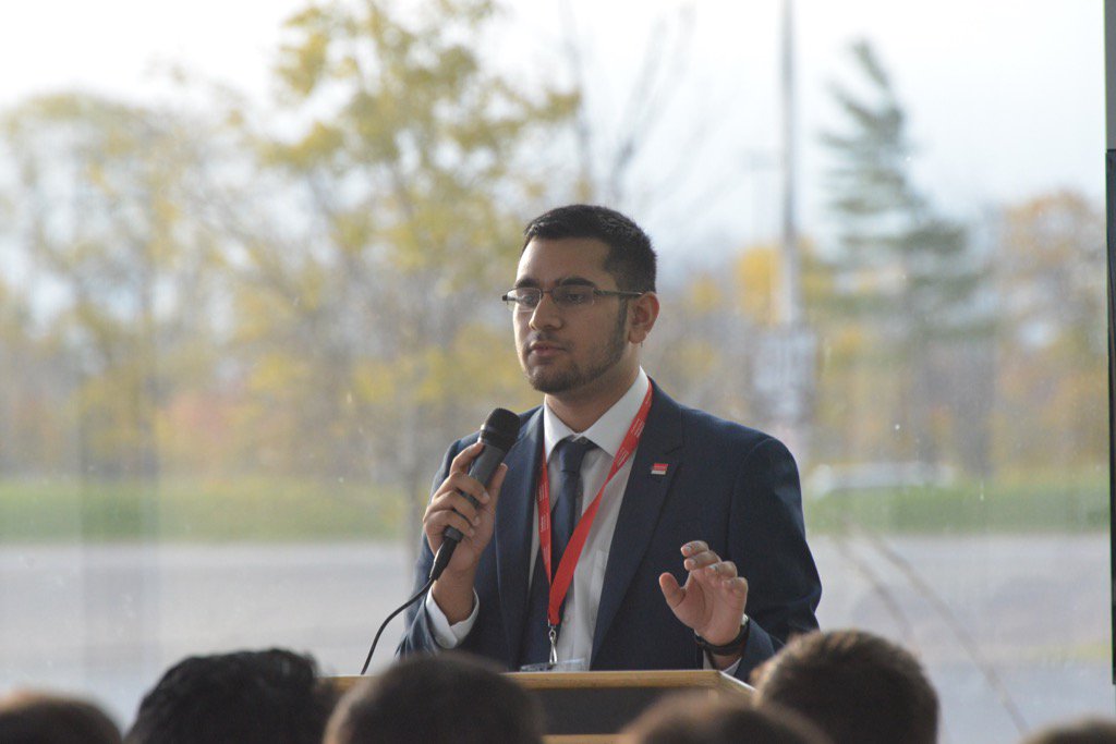 GoodmanBUAC's tweet photo. Our chair Sean Pereira addressing our delegates before their isolations !!! #goodmanbuac #goodmanspirit #BUAC2016 https://t.co/HXUksXzA6x