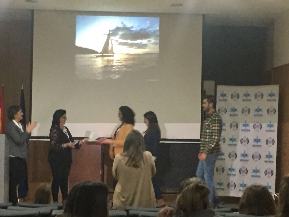 Finaliza #ExtreSEMES7 con la entrega de premios por parte de @rpeinadoc Presidenta del Comité Científico. Enhorabuena a los premiados!!!