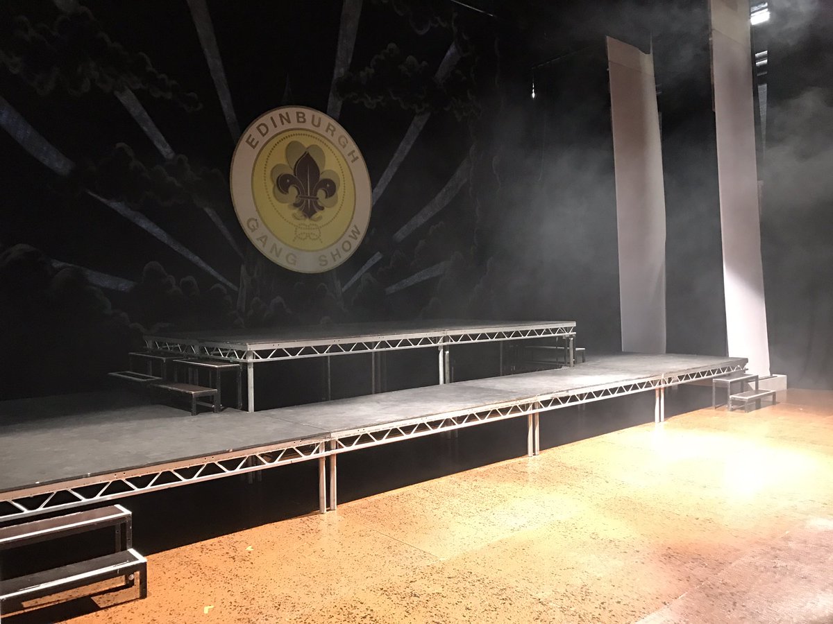 Edin_Gang_Show's tweet photo. Preset Done! 30 minutes till curtain up ๐ญ #twittertakeover #egs2016 https://t.co/xLeAFKZzjT