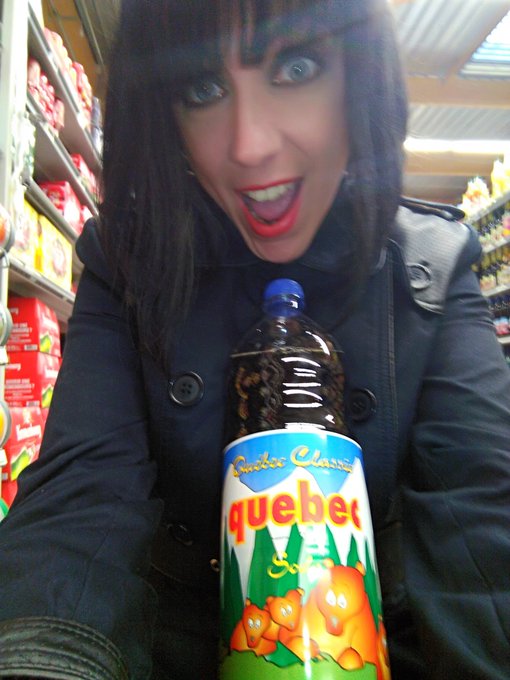 Trop contente j'adore cette boisson ! Et vous mes ch&eacute;ris ? Mouahahah #love #quebec #NGOT #QuelleEstTaBoissonPrefere<a href="/tag/love"class="tags"><span>#love</span></a><a href="/tag/quebec"class="tags"><span>#quebec</span></a><a href="/tag/ngot"class="tags"><span>#ngot</span></a><a href="/tag/quelleesttaboissonprefer"class="tags"><span>#quelleesttaboissonprefer</span></a>